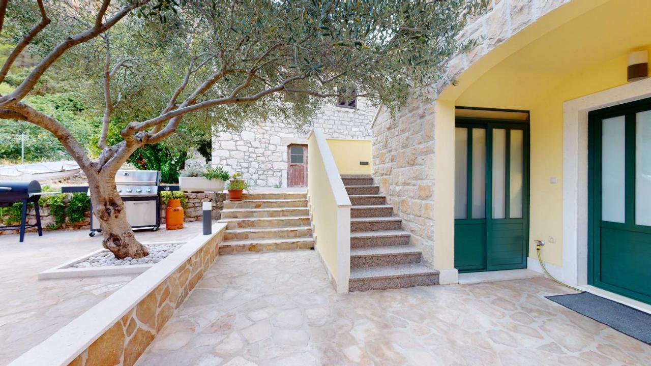Zen-Pok House On The Beach - Pokrivenik Zastražišće Εξωτερικό φωτογραφία